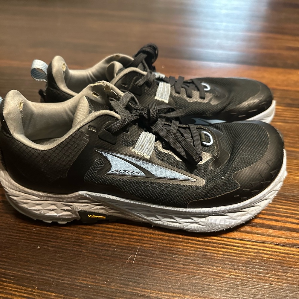 Altra Black and White Women's Running Sneakers